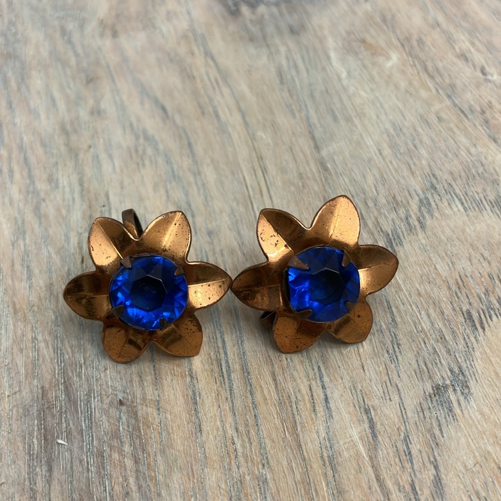Vintage Copper Screw Back Earrings